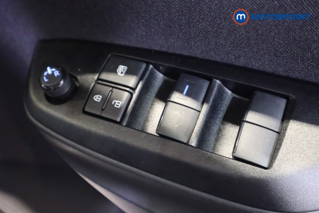 Used Toyota Yaris 2023 for sale - 77180190: Photo 19