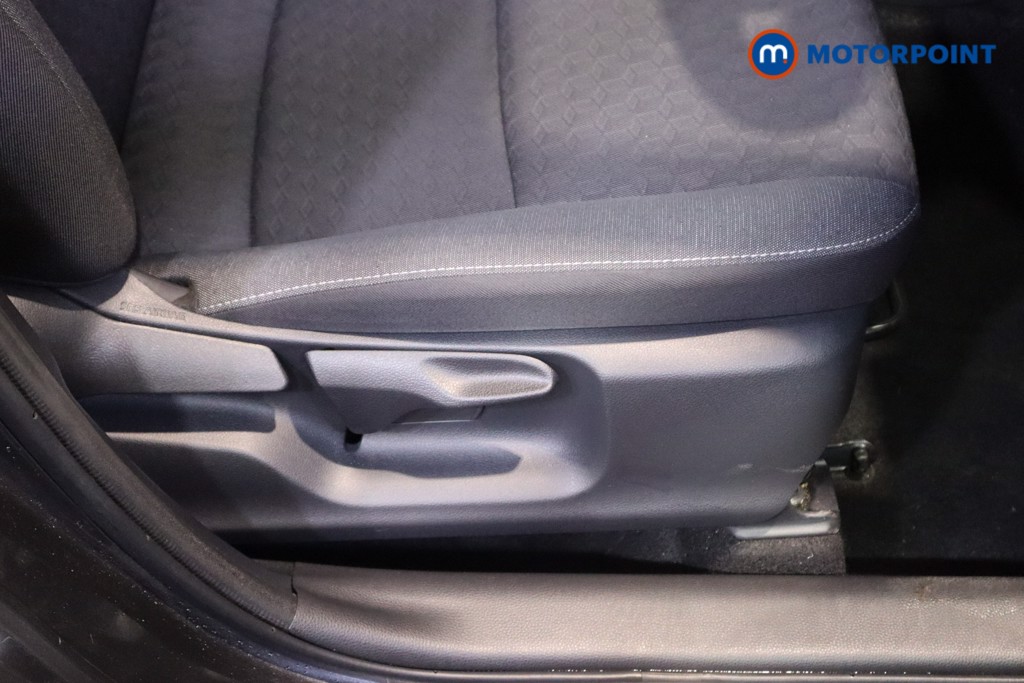 Used Toyota Yaris 2023 for sale - 77180190: Photo 23