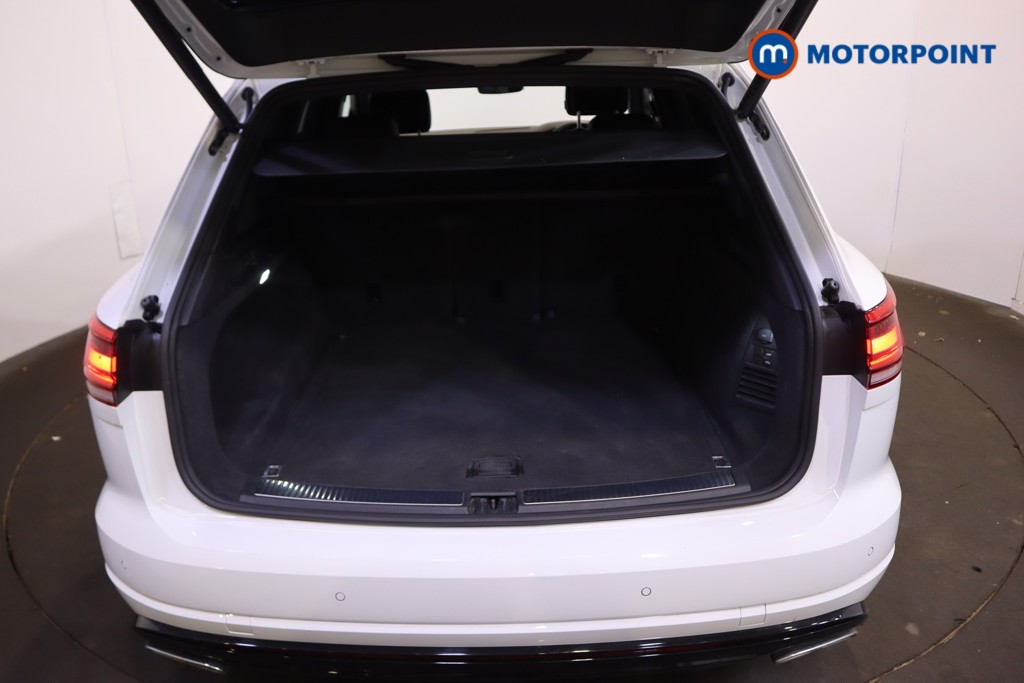 Used Volkswagen Touareg 2023 for sale - 77221244: Photo 16