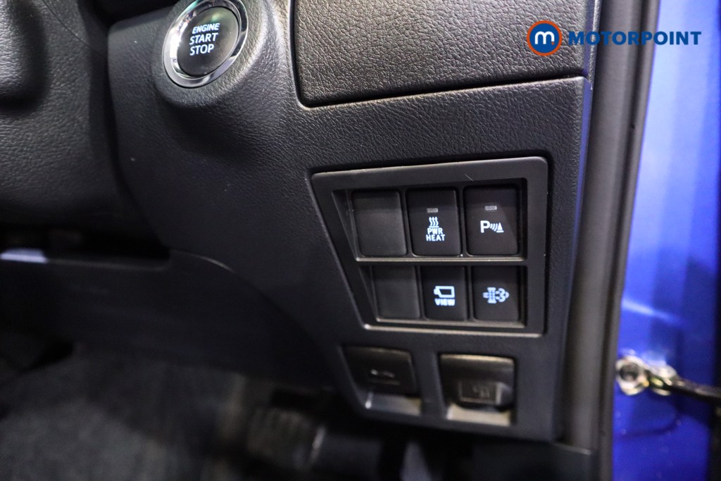 Used Toyota Hilux 2023 for sale - 76355823: Photo 19