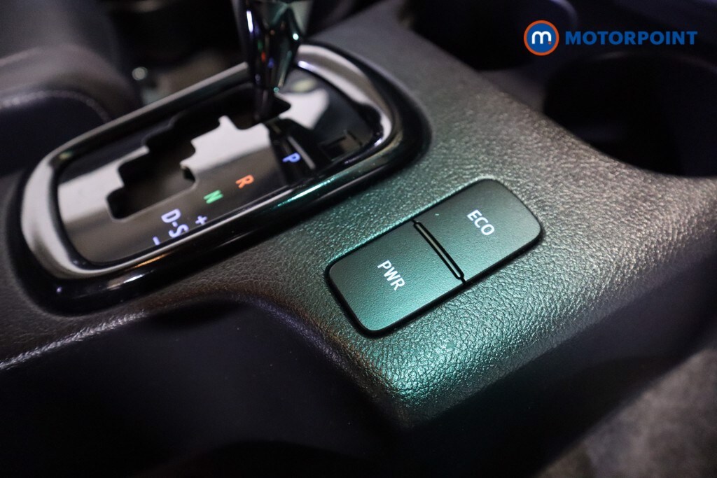 Used Toyota Hilux 2023 for sale - 76355823: Photo 24
