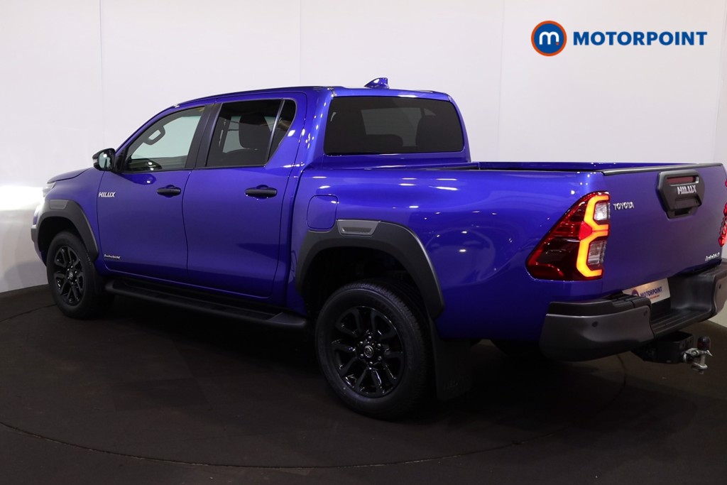 Used Toyota Hilux 2023 for sale - 76355823: Photo 5