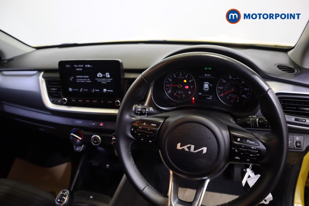 Used Kia Stonic 2023 for sale - 76113045: Photo 9