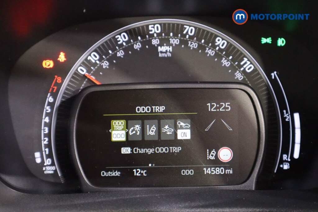 Used Toyota Aygo X 2024 for sale - 76416032: Photo 12