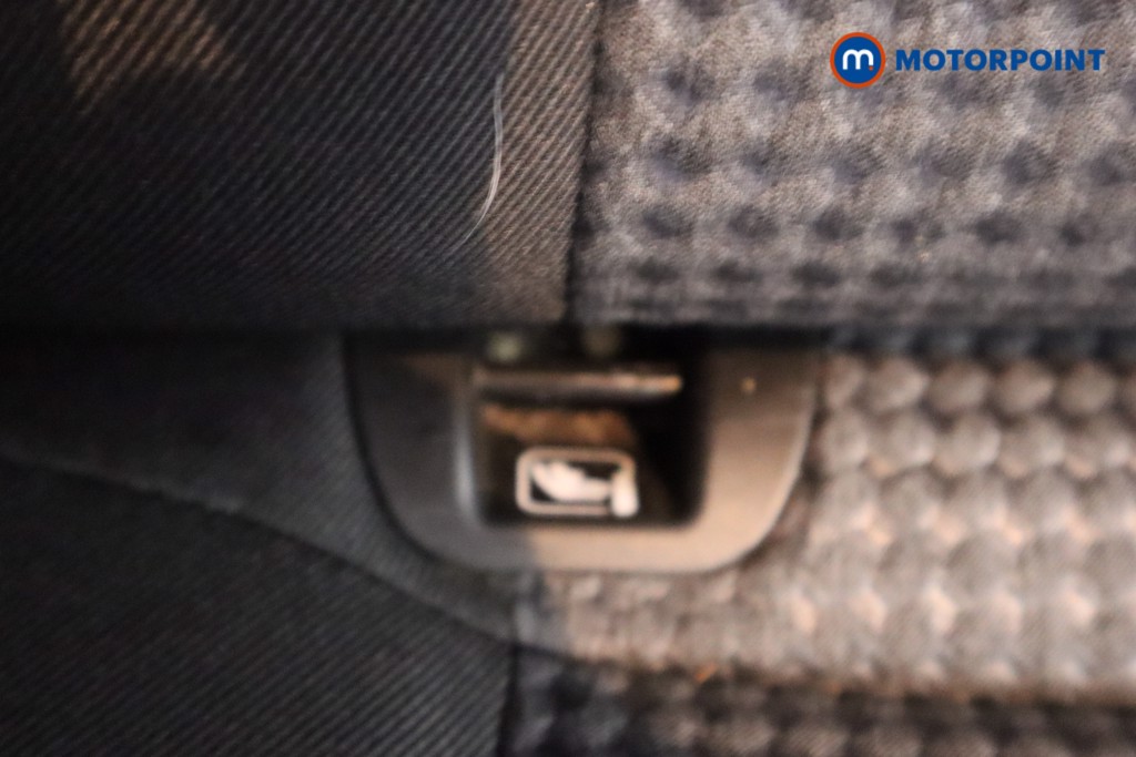 Used Suzuki SX4 S-Cross 2023 for sale - 77262280: Photo 36