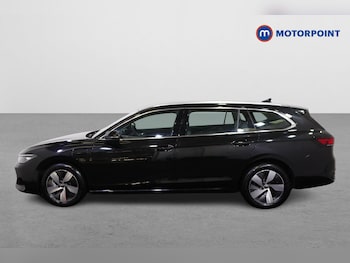 Used Volkswagen Passat 2025 for sale - 75829933: Photo
