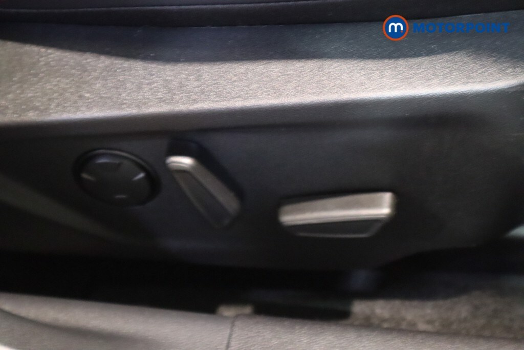 Used Ford Focus 2023 for sale - 76685169: Photo 25