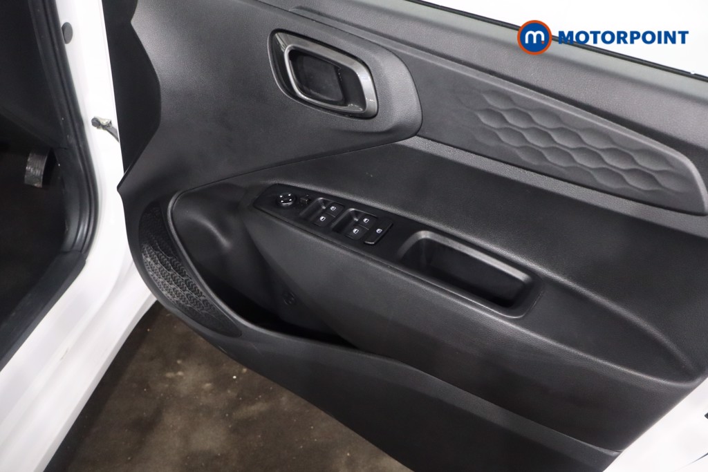 Used Hyundai i10 2024 for sale - 77620276: Photo 30