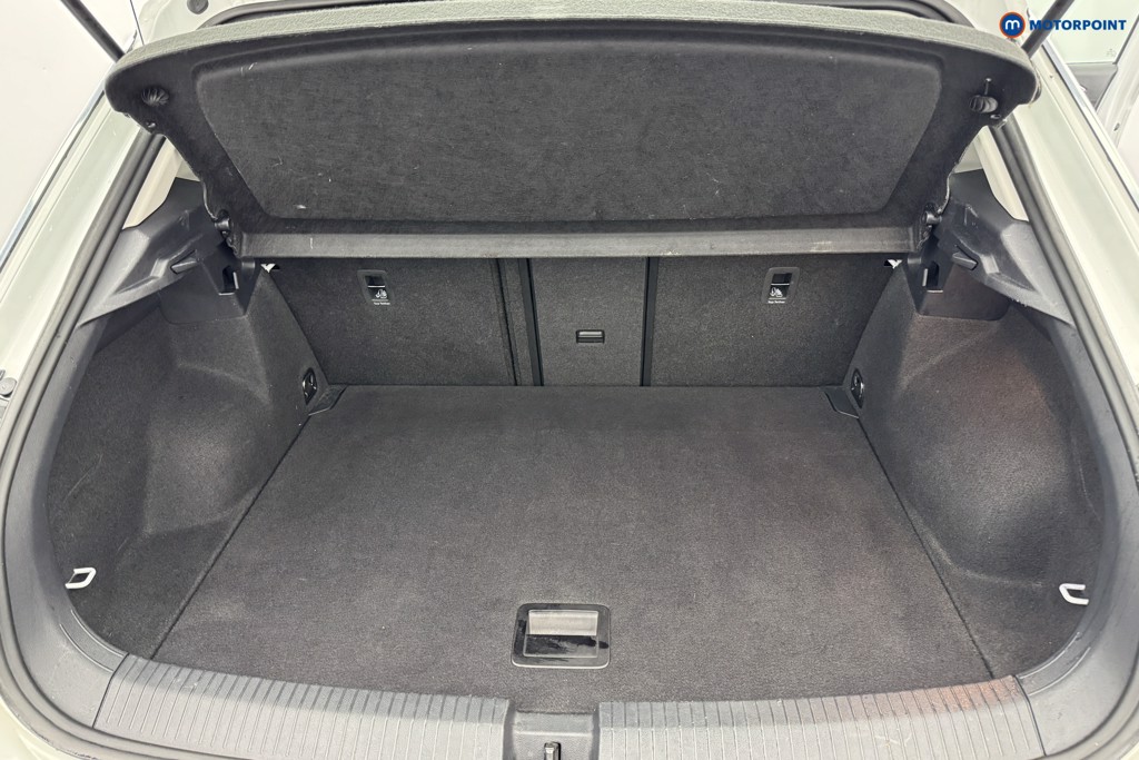 Used Volkswagen T-Roc 2022 for sale - 76862625: Photo 11