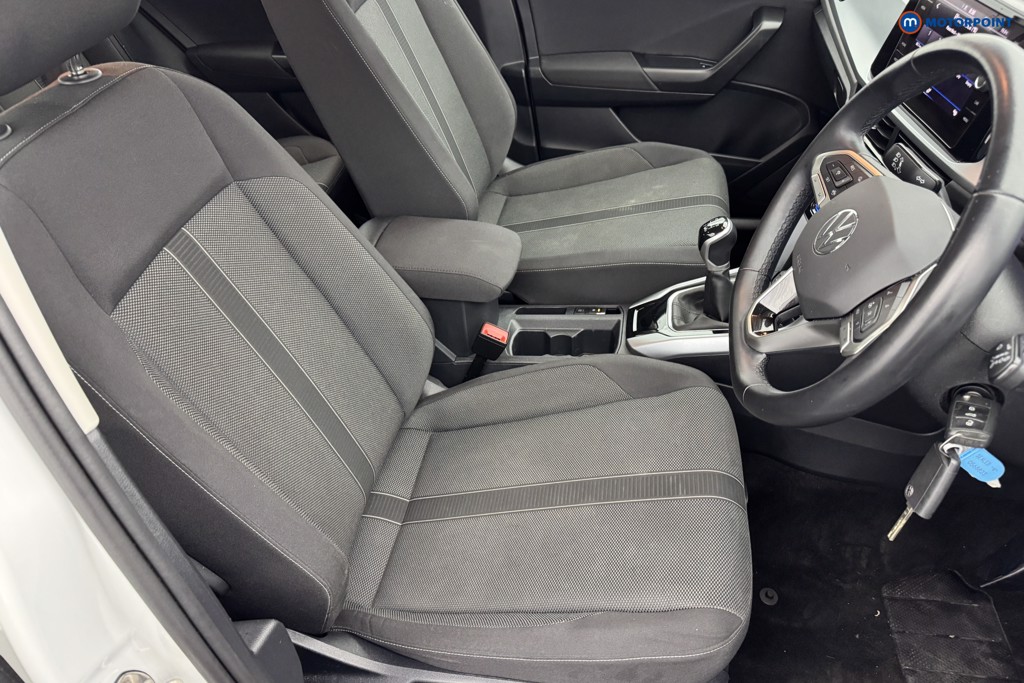 Used Volkswagen T-Roc 2022 for sale - 76862625: Photo 13