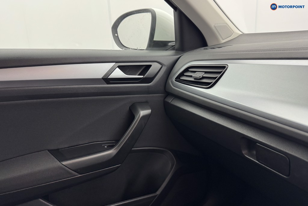 Used Volkswagen T-Roc 2022 for sale - 76862625: Photo 26