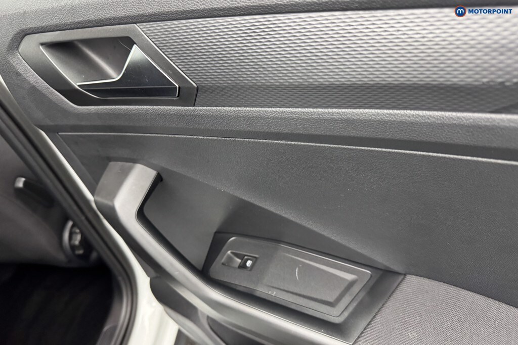 Used Volkswagen T-Roc 2022 for sale - 76862625: Photo 33