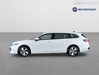 Used Volkswagen Passat 2025 for sale - 78468309: Photo