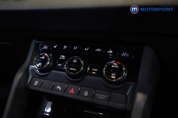 Used Skoda Karoq 2023 for sale - 76105035: Photo 32