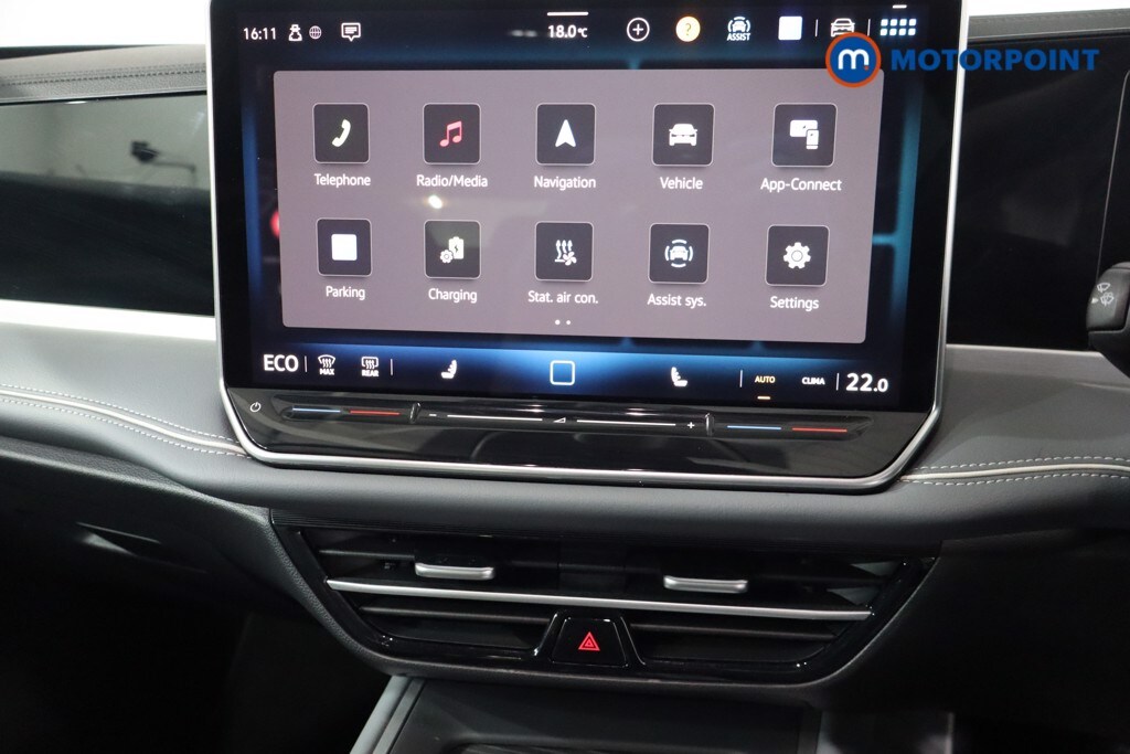 Used Volkswagen Passat 2025 for sale - 76028646: Photo 25