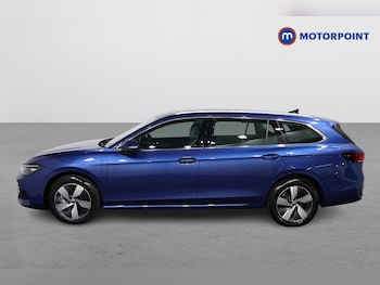 Used Volkswagen Passat 2025 for sale - 76028646: Photo 4