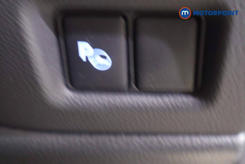 Used Toyota C-HR 2021 for sale - 77340407: Photo 25