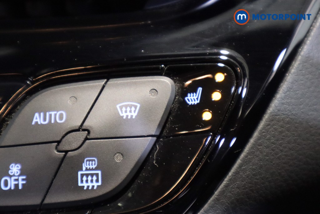 Used Toyota C-HR 2021 for sale - 77340407: Photo 32