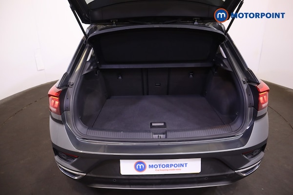 Used Volkswagen T-Roc 2019 for sale - 76255727: Photo 16
