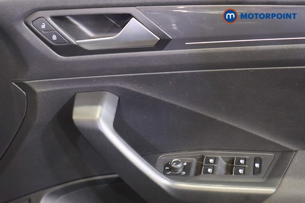 Used Volkswagen T-Roc 2019 for sale - 76255727: Photo 22
