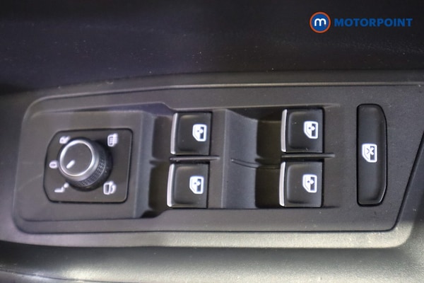 Used Volkswagen T-Roc 2019 for sale - 76255727: Photo 23