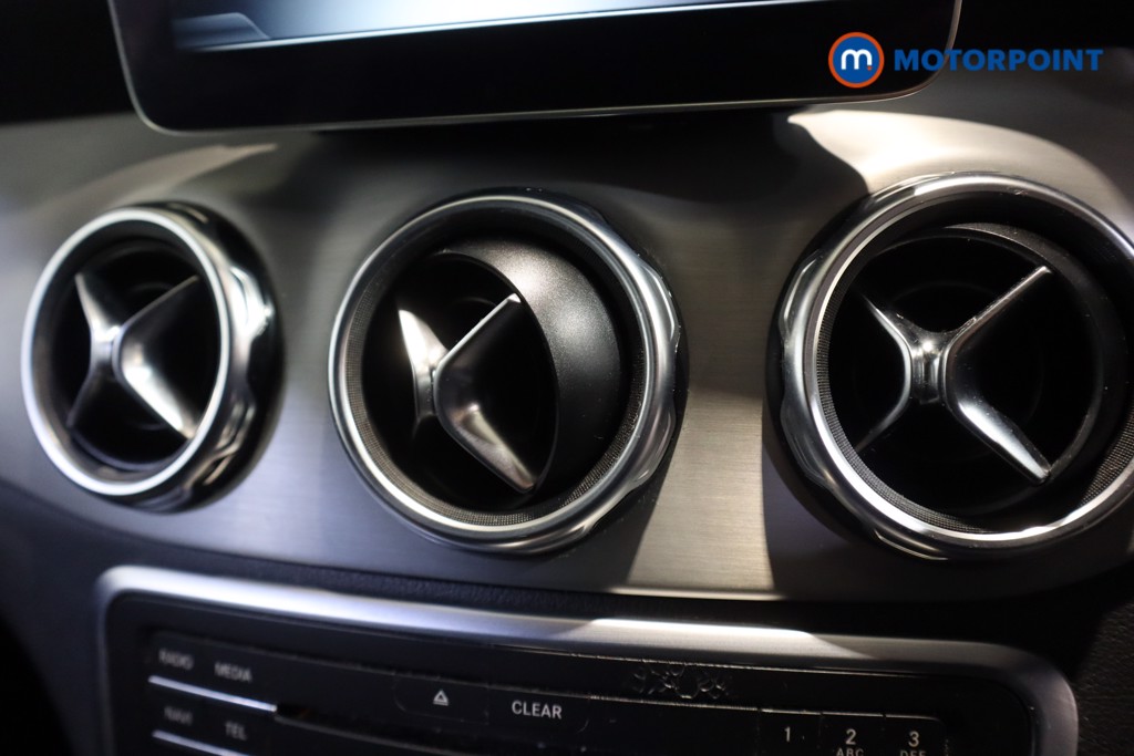 Used Mercedes-Benz GLA 2018 for sale - 76628353: Photo 8