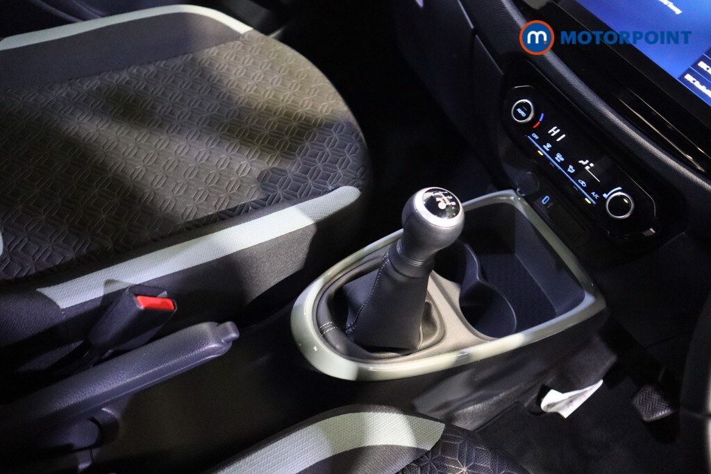 Used Toyota Aygo X 2024 for sale - 76303437: Photo 15