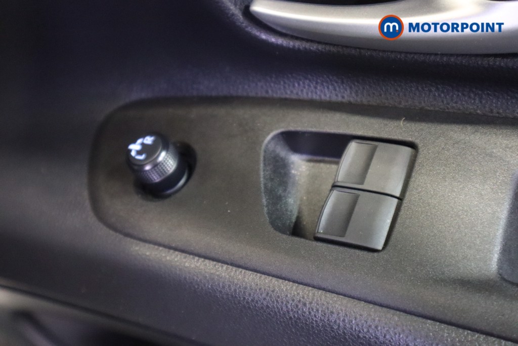 Used Toyota Aygo X 2024 for sale - 76303437: Photo 19