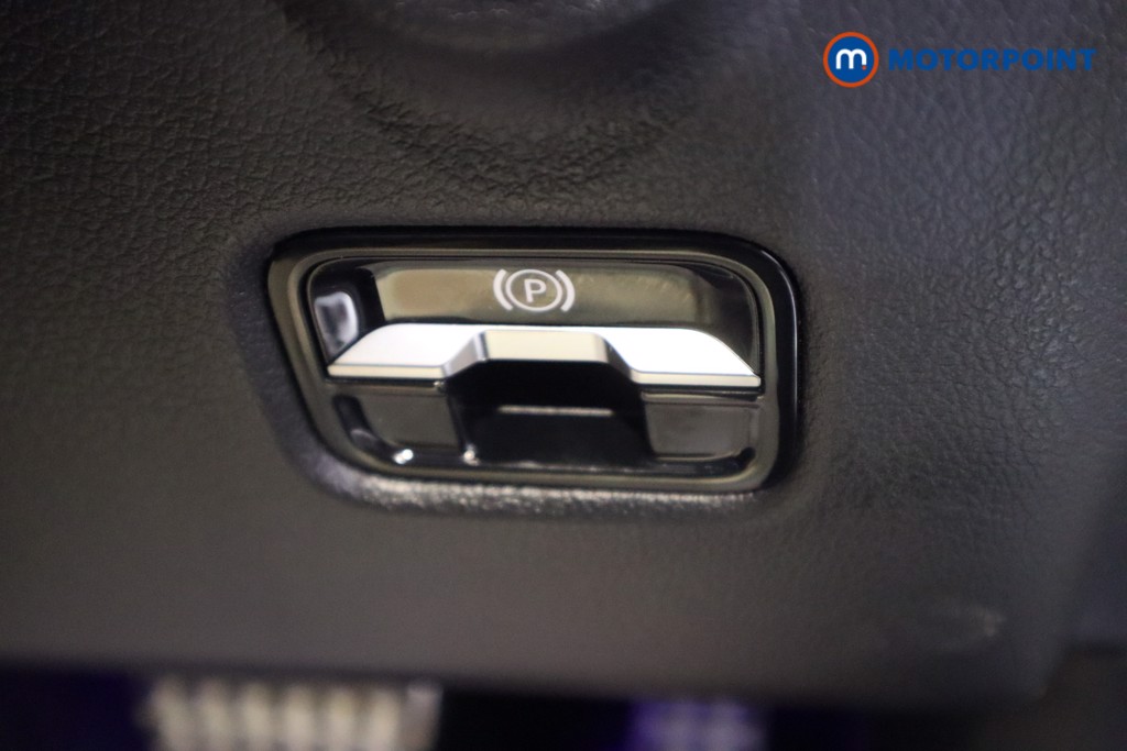 Used Mercedes-Benz C Class 2025 for sale - 77804774: Photo 21