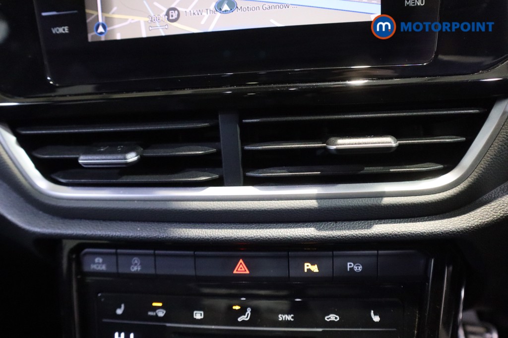 Used Volkswagen T-Roc 2022 for sale - 76946207: Photo 13