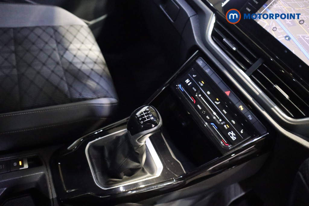 Used Volkswagen T-Roc 2022 for sale - 76946207: Photo 16