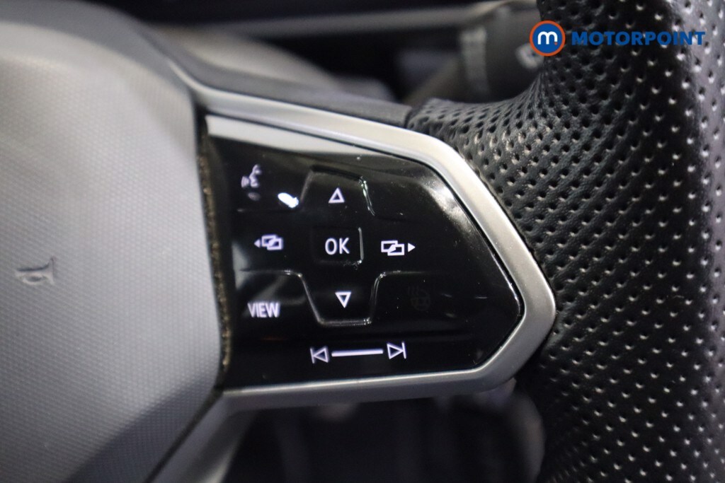 Used Volkswagen T-Roc 2022 for sale - 76946207: Photo 22