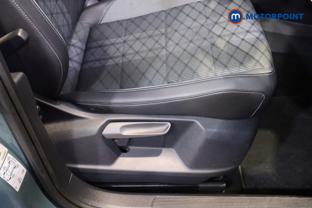 Used Volkswagen T-Roc 2022 for sale - 76946207: Photo 25