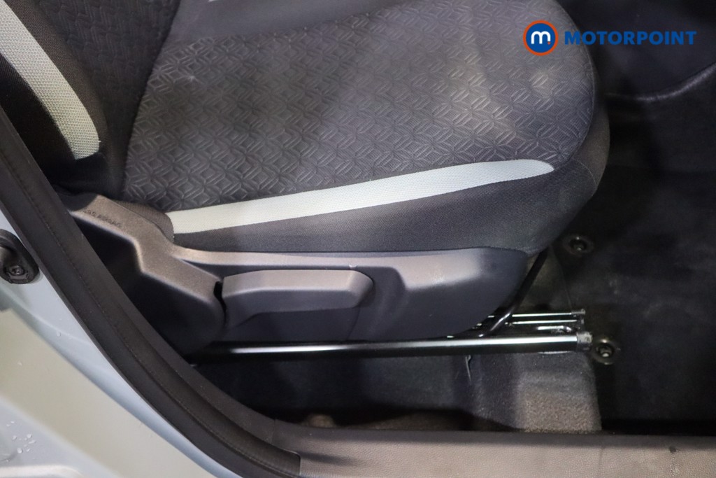 Used Toyota Aygo X 2024 for sale - 76394896: Photo 24