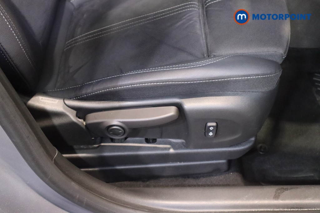 Used Vauxhall Crossland 2022 for sale - 76653581: Photo 17