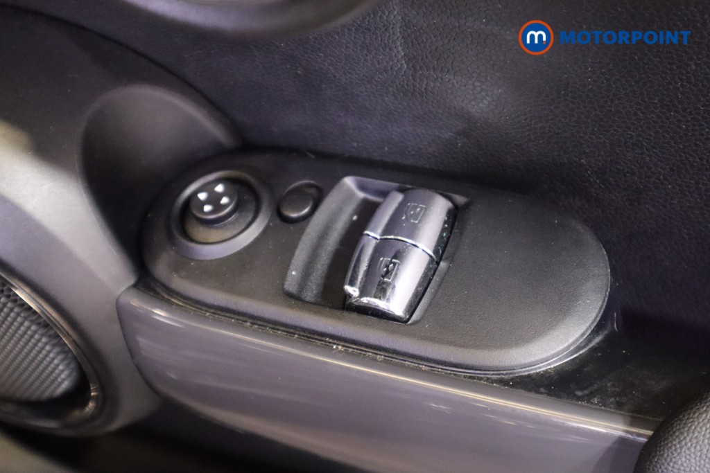 Used MINI Hatch 2019 for sale - 76146961: Photo 17