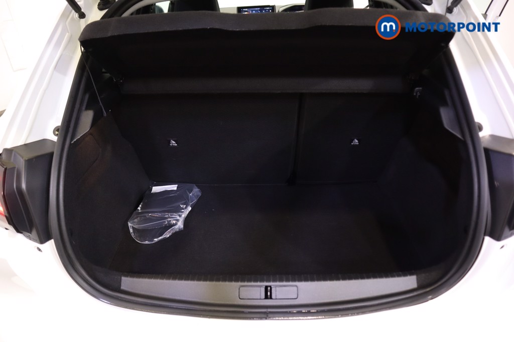 Used Peugeot 208 2024 for sale - 77890517: Photo 16