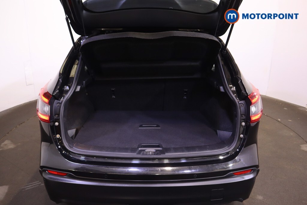 Used Nissan Qashqai 2018 for sale - 77450696: Photo 16