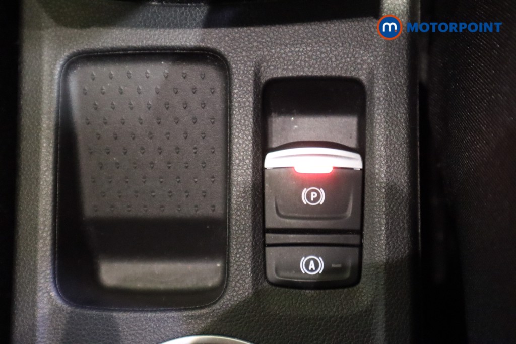 Used Renault Captur 2023 for sale - 77951565: Photo 31
