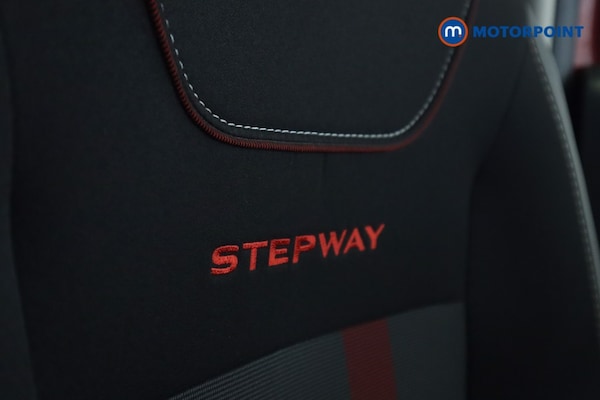 Used Dacia Sandero Stepway 2020 for sale - 76038370: Photo 25