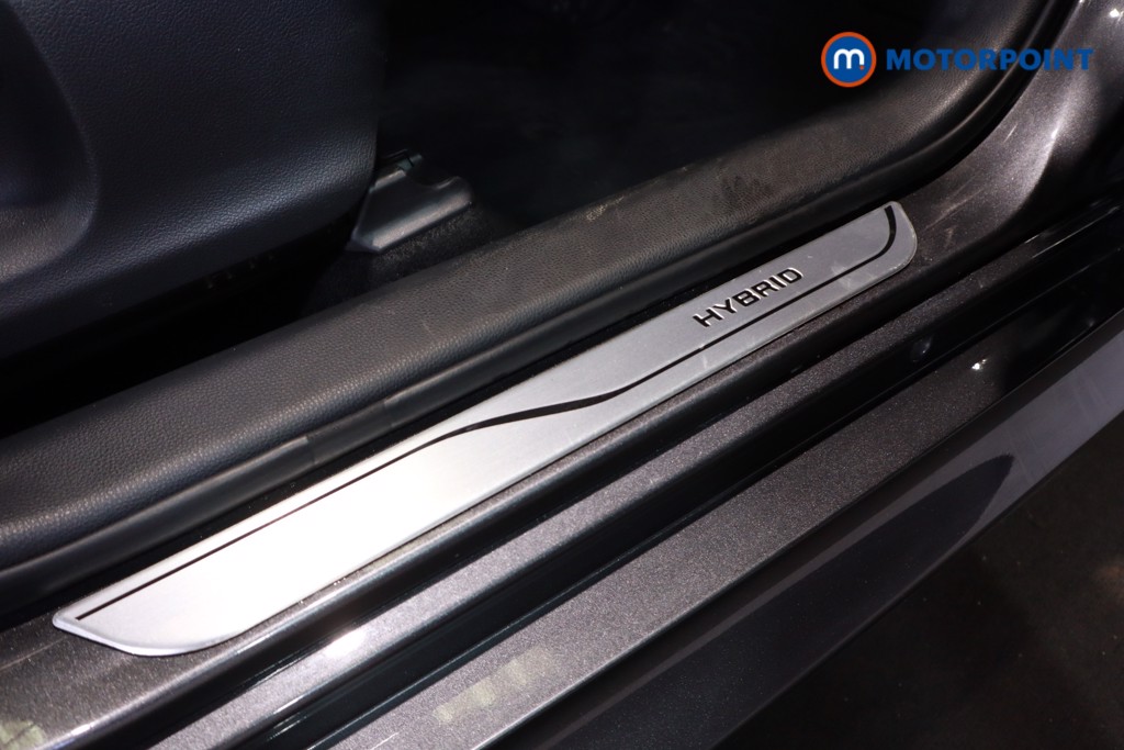 Used Toyota Yaris 2021 for sale - 77984362: Photo 15