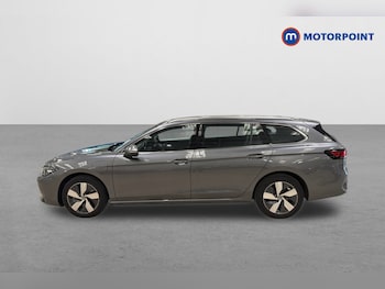 Used Volkswagen Passat 2025 for sale - 78826525: Photo