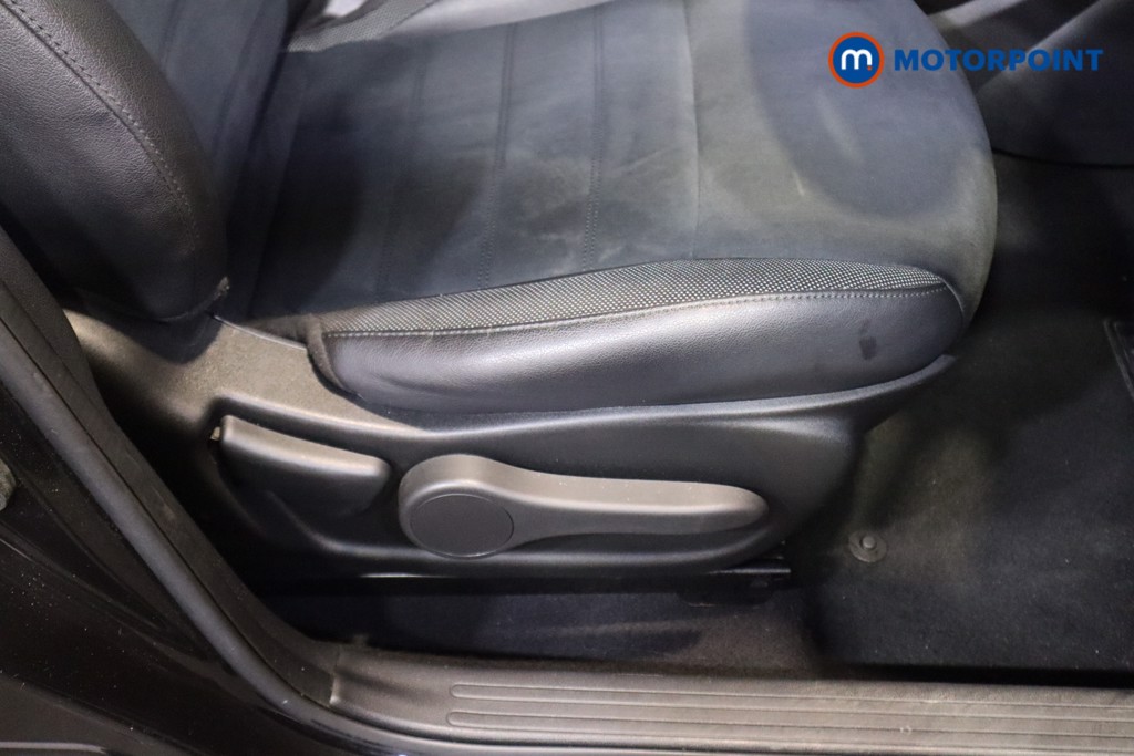 Used Nissan Juke 2018 for sale - 76303163: Photo 24