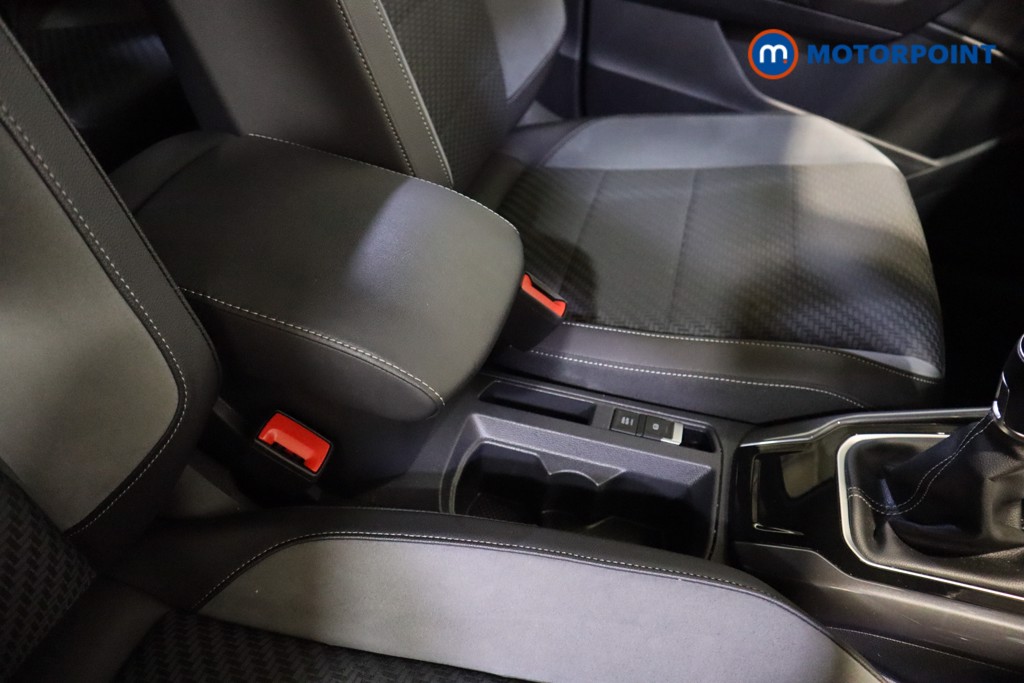 Used Volkswagen T-Roc 2020 for sale - 77639807: Photo 30