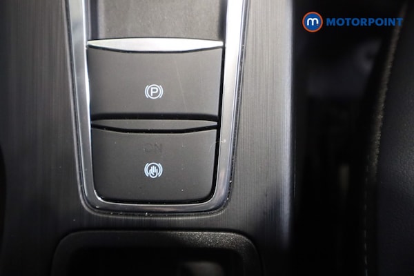 Used Ford Kuga 2024 for sale - 76333040: Photo 32