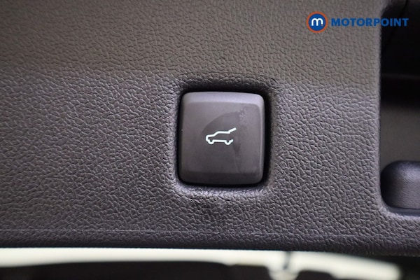 Used Ford Kuga 2024 for sale - 76333040: Photo 39