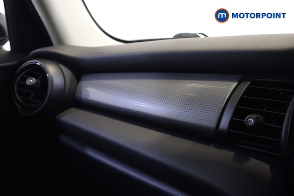 Used MINI Hatch 2019 for sale - 76298144: Photo 31