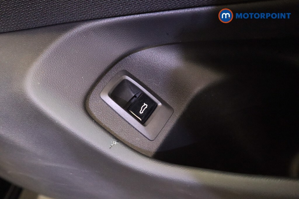 Used BMW 5 Series 2025 for sale - 77904043: Photo 13