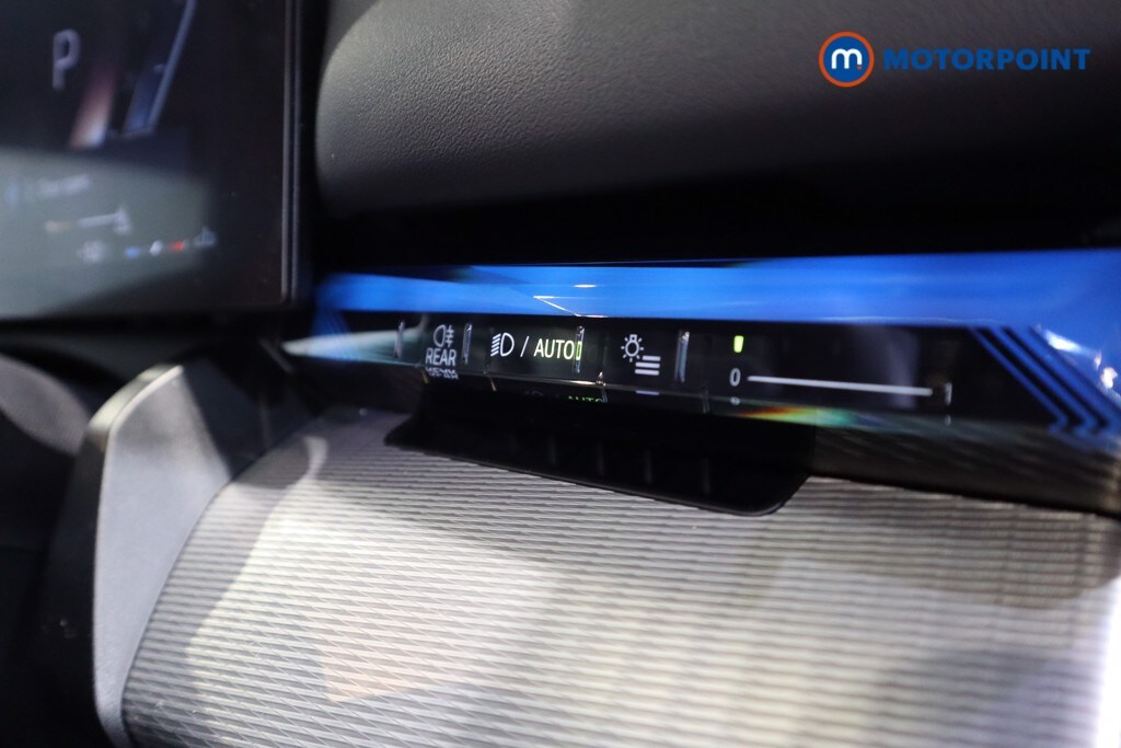 Used BMW 5 Series 2025 for sale - 77904043: Photo 14