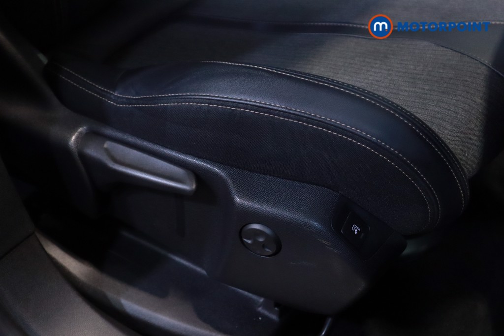 Used Peugeot 3008 2019 for sale - 77171243: Photo 14